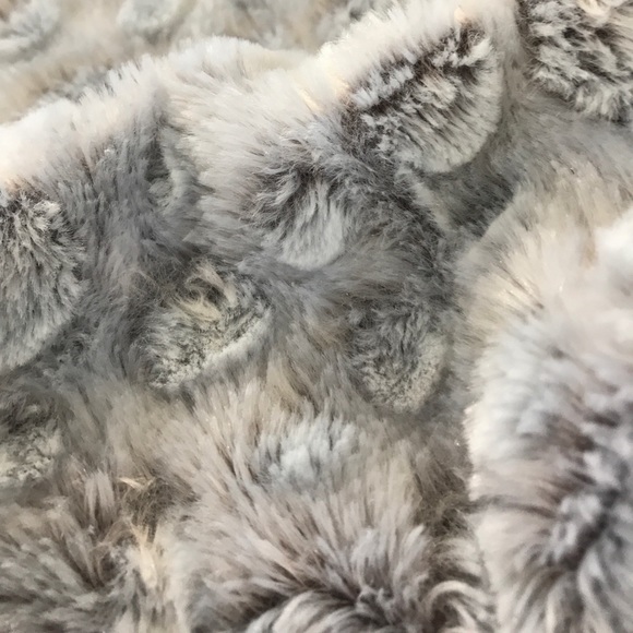 Meet your Posher, Hira - Picture 1 of 1